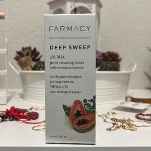 Farmacy Deep Sweep